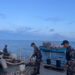 Kapal Perang TNI AL Laksanakan SAR dan Evakuasi KM Bintang Mariyos 04 di Perairan Halmahera