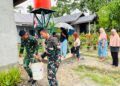 Air Bersih Mengalir di Pasar Rawa,  Antre dengan Wajah Tersenyum