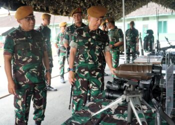 Danpussen Armed Tinjau Yonarmed 11 Kostrad, Tegaskan Kesiapan Dan Profesionalisme Prajurit