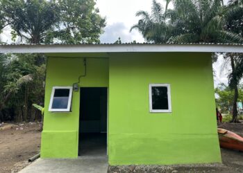 Senyuman Bahagia Pak Miswandi Melihat Rumahnya Rampung