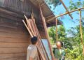 Semangat Gotong Royong Satgas Bersama Warga ,Wujudkan Rumah Layak Huni Untuk Ibu Leni Marlina