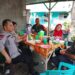 Babinsa dan Bhabinkamtibmas Pererat Silaturahmi Melalui Komsos Bersama Warga