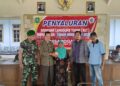 TNI-Polri dan Pemda Kawal Penyaluran BLT Warga Kurang Mampu di Desa Pogalan