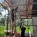 Kebut Pembangunan RTLH, Satgas TMMD Ke 128 Gotong Royong Bersama Masyarakat