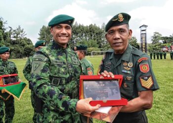 Danbrigif 18 Kostrad Pimpin Upacara Korps Raport Purna Tugas Warga Brigif 18 Kostrad