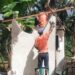 Satgas TMMD Ke 128 Kebut Pembangunan MCK Mushola Dadok di Sungai Geringging