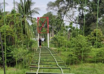 Rehab Jembatan Gantung Desa Teungoh Capai 30 Persen, Warga Apresiasi Kepedulian TNI
