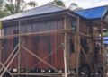 Satgas TMMD Ke-128 Kodim 1710/Mimika: Pemasangan Atap Rampung, Progres Pembangunan 5 Rumah Capai 90 Persen