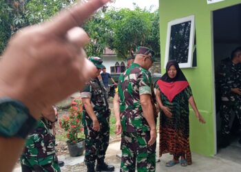 Dipelukan Wabup Langkat,Ibu Rida Menangis ,Rumahya Direhab Satgas TMMD 128 Langkat