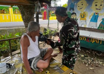 Mantri Loreng Terus Bergerak Wujudkan Aksi Nyata ,Beri Yankes di Lokasi TMMD 128 Langkat