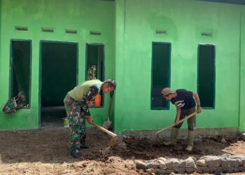 Rumah Layak Huni Hadiah dari TNI untuk Bapak Suardipili Rampung di Hari Terakhir TMMD Ke-128