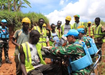 Prajurit Garuda INDORDB XXXIX-G MONUSCO Tebar Bakti Nyata di Pelosok Desa Boga Afrika