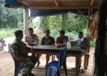 Melalui Komsos, Babinsa dan Bhabinkamtibmas Bersinergi Pantau Wilayah Dengan Warga Binaan