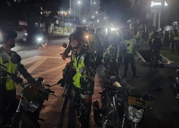 SERMA MARDIAN DAN SERDA J SARAGIH MELAKSANAKAN PATROLI MOTORIS, WUJUD NYATA JAGA KEAMANAN WILAYAH