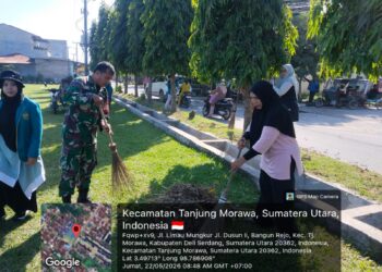 Babinsa Koramil 0201-16/TM Gotong Royong Bersama Warga Sambut Idul Adha 1447 H di Bangun Rejo