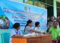 Satgas Pamtas Yonarhanud 2 Kostrad Gelar Pengobatan Gratis dan Screening Katarak