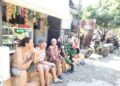 Mewujudkan Keakraban, Babinsa Koramil 0201-16/TM Komsos dengan Warga Binaan di Kelurahan Pekan