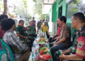 Perkokoh Kemanunggalan TNI dan Rakyat, Danramil 03/GP Intensifkan Komsos Bersama Mitra Karib di Jatipulo