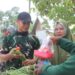 “Potret Humanis TMMD di Alue Canang, Personel Satgas Jadi Sahabat Masyarakat Desa”