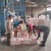 Pantau Distribusi dan Stok, Babinsa Langsa Timur Sambangi Kilang Padi Warga