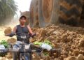 “Jalan Berlumpur Tinggal Kenangan”  Pembangunan Hampir Rampung, Warga Jambo Labu Ucap Terima Kasih pada Satgas TMMD