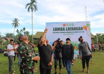 Penyerahan Piala Lomba Layangan TMMD Abdya Digabung Saat Penutupan Resmi