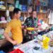Babinsa Koramil 19/Idm Turun ke Lapangan Jaga HET Jelang Hari Raya Idul Adha