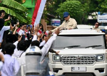 Panglima TNI Dampingi Presiden RI Resmikan 1.061 KDKMP di Jawa Timur