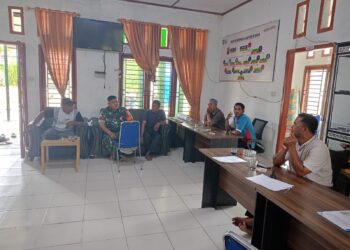 Babinsa Dampingi Perangkat Desa Pendataan Warga