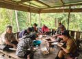Renovasi Jembatan Gantung Penghubung Lae Baning Dimulai, Warga dan Babinsa Gelar Doa Bersama