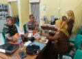 Babinsa 01/Pariaman Jalin Komunikasi Dengan Perangkat Kelurahan