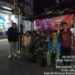 Tingkatkan Keamanan Wilayah, Babinsa Koramil 01/TS Bersama Warga Laksanakan Siskamling dan Pam Swakarsa