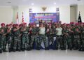 Pelatih Puslatpurmar 4 Purboyo Menerima Pengarahan Komandan Komando Latihan Marinir