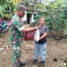 BABINSA BERSAMA PEMDES MENYALURKAN BANTUAN SEMBAKO KEPADA WARGA TERDAMPAK BENCANA PUTING BELIUNG DI DESA JATI KESUMA