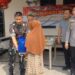 “Jaga Jakarta On The Spot”,Danramil 02/Curug Bersama Tiga Pilar Membangun Silaturahmi dan Bagikan Sembako kepada Warga