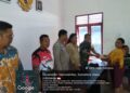 Babinsa Koramil 0201-14/PB Dampingi Penyaluran BLT di Desa Binaan.