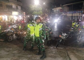SERDA AHMAD DAN SERDA FASIAL MELAKSANAKAN PATROLI MOTORIS, WUJUD NYATA JAGA KEAMANAN WILAYAH