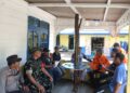 Tanggap Bencana Puting Beliung Desa Tanjung Kelit : Babinsa Koramil 06/Senayang Koordinasi Dengan BPBD Kab. Lingga