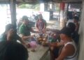 Babinsa Pererat Silaturahmi dengan Warga Lewat Ngopi Bersama di Warung