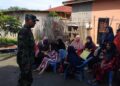 Sinergi TNI dan Masyarakat, Babinsa Tandem Hilir 1 Dampingi Ibu-Ibu PKK Gelar Penyuluhan Kesehatan
