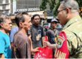 “Jaga Jakarta On The Spot”,Danramil 01/TS Bersama Tiga Pilar Bagikan Sembako untuk Warga Kelurahan Tangki