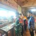 Babinsa Koramil 02/Batuceper Pantau Harga Sembako di Pasar Duta Garden