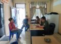 Babinsa Aktif Komsos Bersama Perangkat Desa Menjadikan Hubungan Kerja Antara Babinsa Dan Aparat Desa