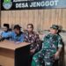 Komsos Salah Satu Metode Babinsa Koramil 08/ Kronjo Monitor Wilayah Binaan
