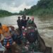 Babinsa Koramil 08/RP Bersama Warga Sisir Sungai Bilah Cari Korban Diduga Hanyut
