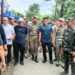 DANRAMIL 0201-06/MS BERSAMA WALIKOTA MEDAN PIMPIN GOTONG ROYONG MASSAL DAN SAPA WARGA DI SUNGGAL