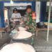 Dari Lapak ke Lapak, Babinsa Koramil 08/Kronjo Pantau Harga Kebutuhan Bahan Pokok di Pasar Tradisional