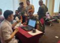 Prajurit Yon Parako 472 Pasgat Ikuti Aksi Kemanusiaan Donor Darah di Hotel Grand Cakra