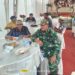 Pererat Kemanunggalan TNI dengan Rakyat, Babinsa di Babahrot Hadiri Kenduri Warga