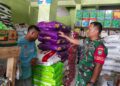 Pastikan Ketersediaan Pupuk, Babinsa Lakukan Monitoring ke Distributor